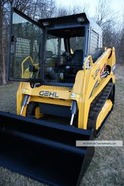 अच्छी कीमत 320x86BCx48 CTL रबर ट्रैक के लिए स्किड स्टीयर लोडर GEHL-TAKEUCHI CTL60 Tpye 1 प्रबलित धातु कोर के साथ ऑनलाइन